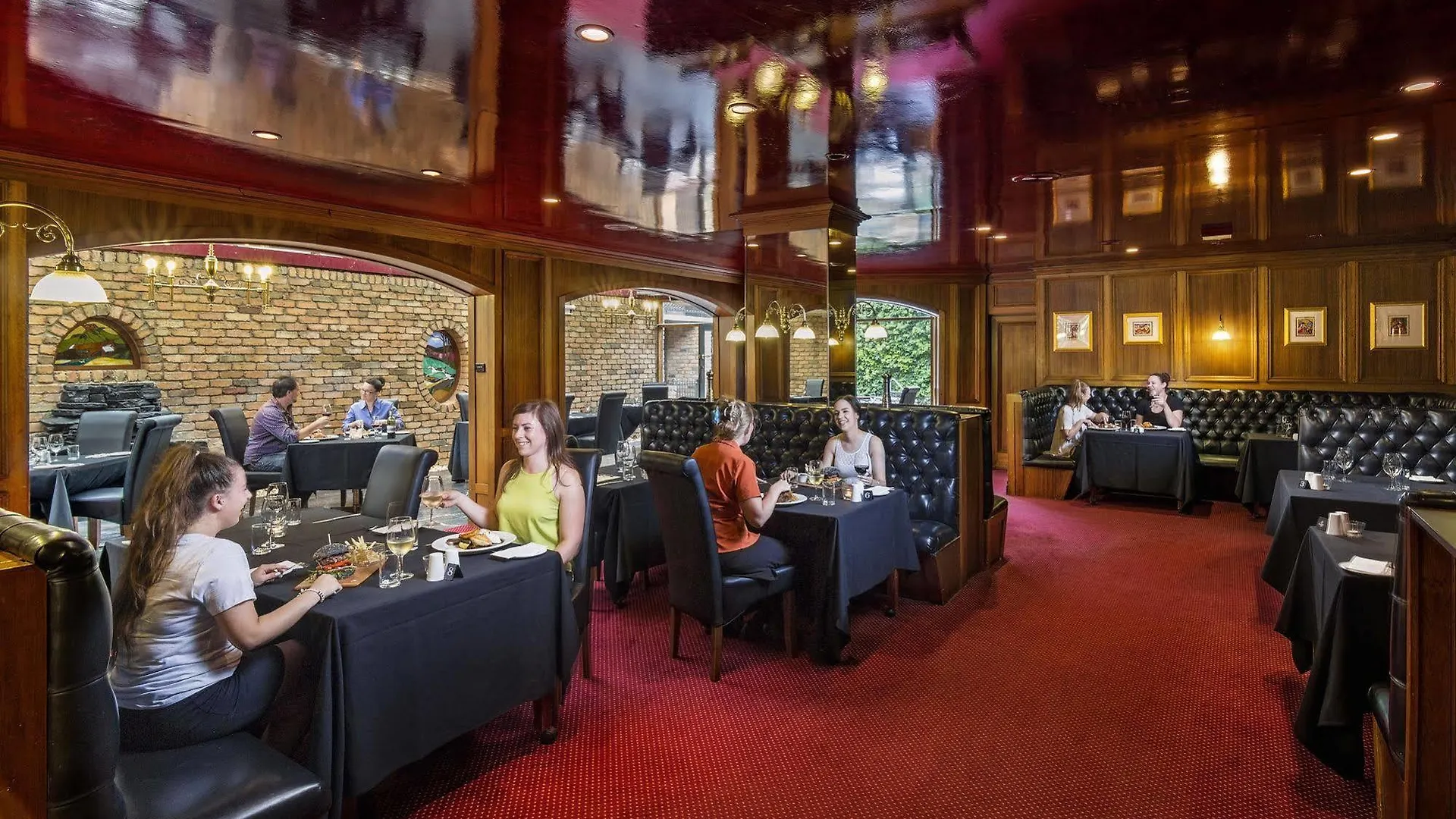 Adelaide Inn 4*,  Australia