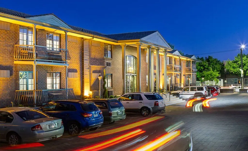 Hotel Adelaide Inn