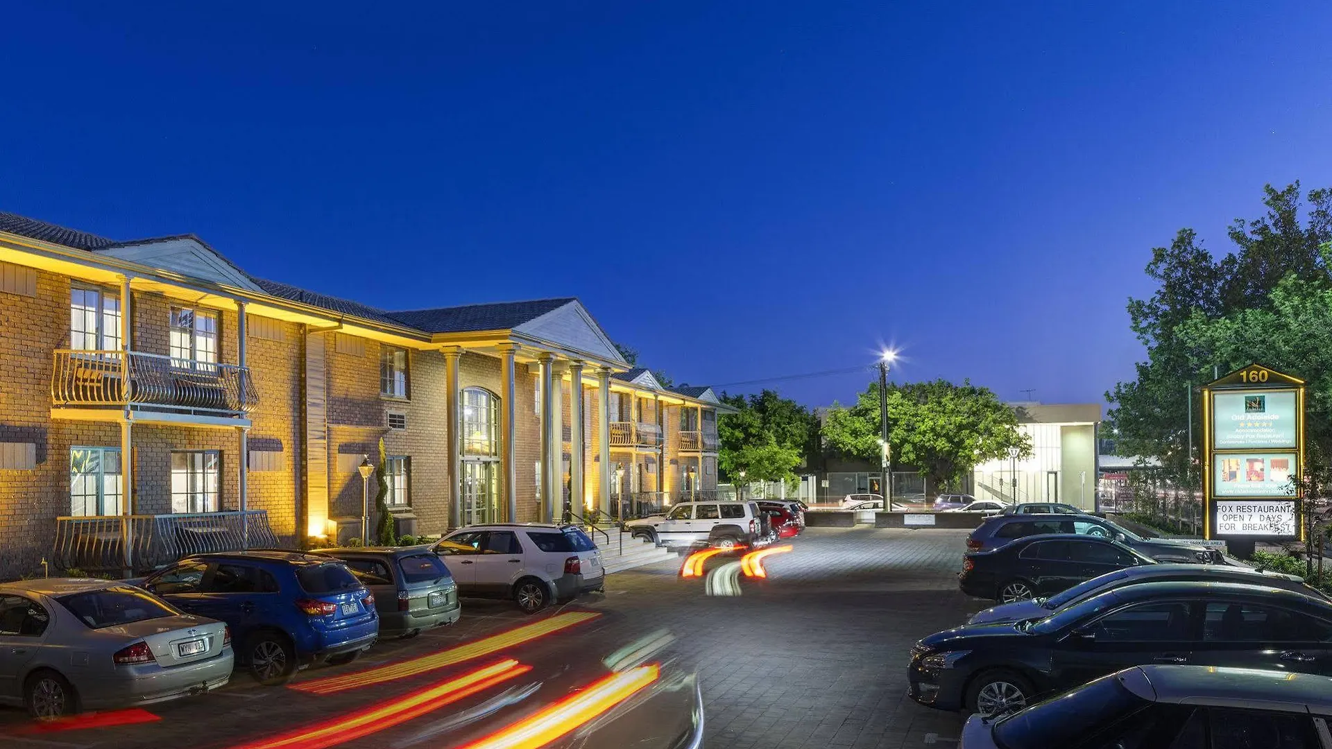 Adelaide Inn contacts