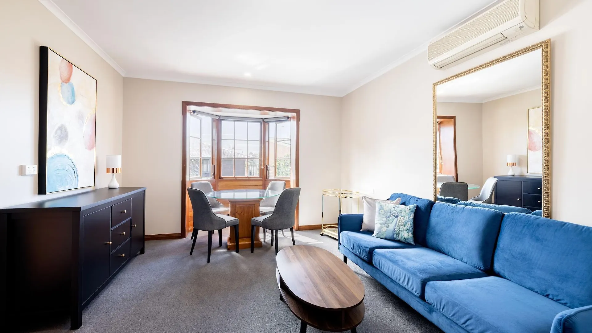 Adelaide Inn Australia