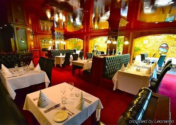 Adelaide Inn 4*,